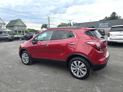 Used 2019 Buick Encore Preferred AWD/4WD image 4
