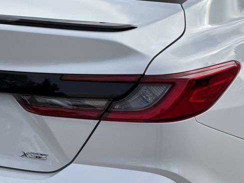 New 2026 Toyota Camry Hybrid FWD image 29