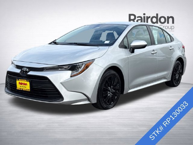Used 2024 Toyota Corolla LE FWD image 3