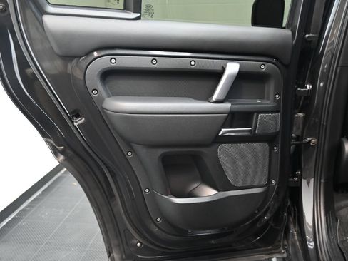 Used 2022 Land Rover Defender 110 Carpathian Edition AWD/4WD image 46