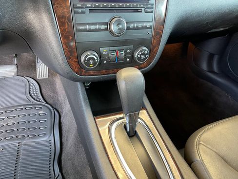 Used 2016 Chevrolet Impala LTZ image 25