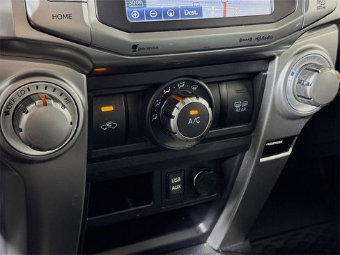 Used 2018 Toyota 4Runner SR5 image 14