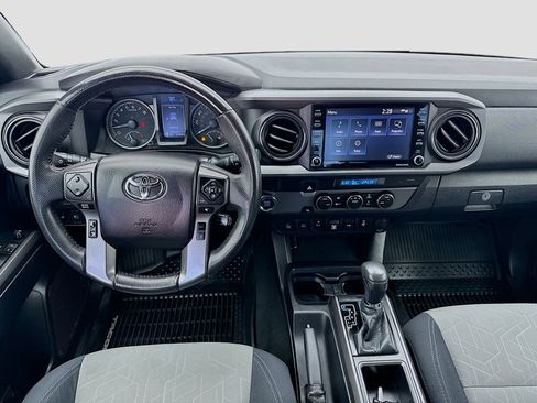 Used 2021 Toyota Tacoma TRD Sport image 14