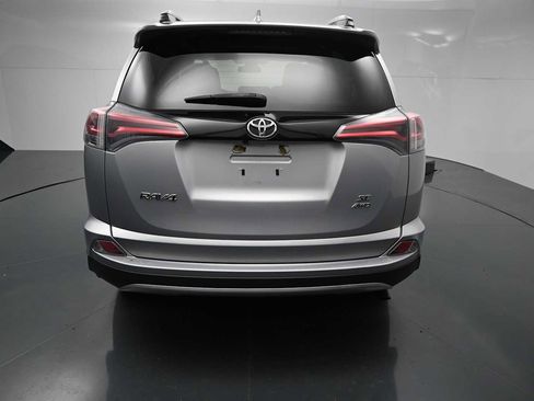 Used 2017 Toyota RAV4 SE AWD/4WD image 6