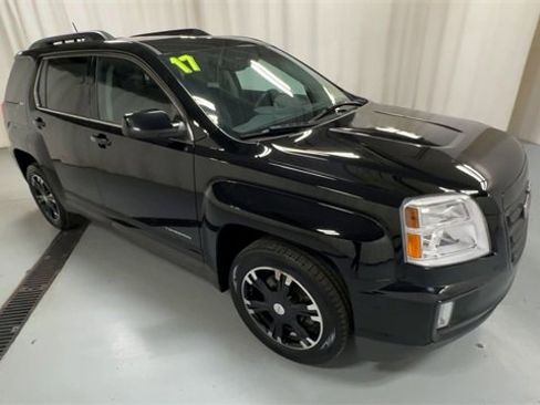 Used 2017 GMC Terrain SLT w/ Open Road Package image 2