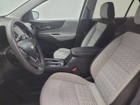 Used 2024 Chevrolet Equinox LS image 17