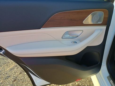 New 2026 Mercedes-Benz GLE 350 4MATIC image 18