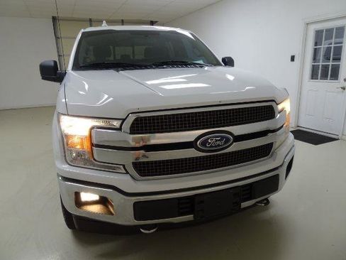 Used 2018 Ford F150 XLT w/ Equipment Group 302A Luxury AWD/4WD image 10
