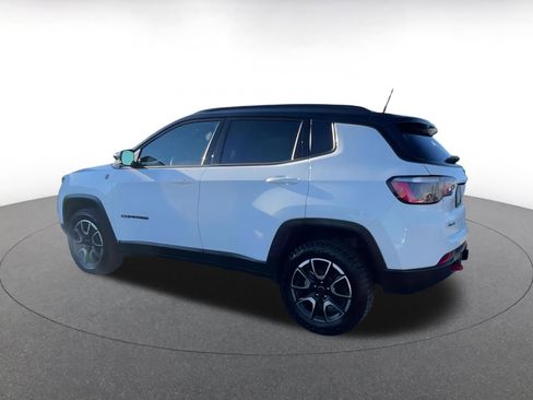 Used 2025 Jeep Compass Trailhawk w/ Trailer Tow Group image 10