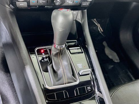Used 2022 Jeep Compass Limited AWD/4WD image 16