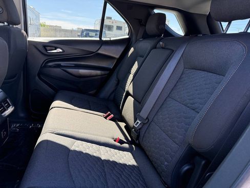 Used 2020 Chevrolet Equinox LT AWD/4WD image 19