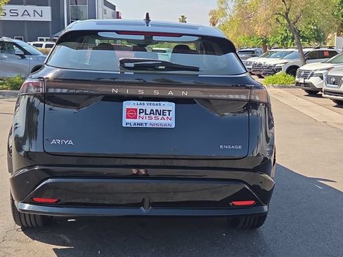 Certified 2023 Nissan Ariya FWD image 8