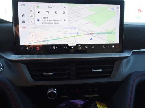 Used 2025 Ford Explorer ST-Line image 19