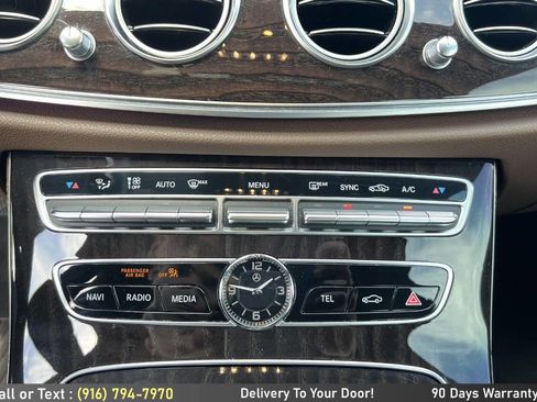 Used 2019 Mercedes-Benz E 300 image 31