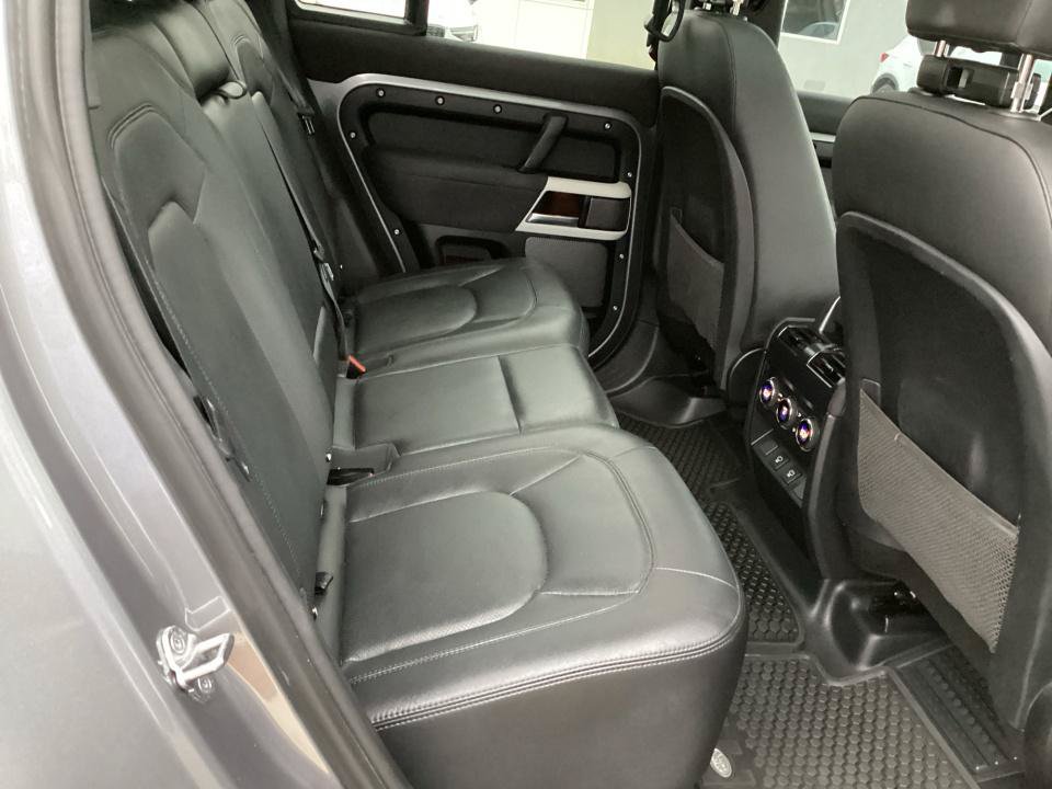 Used 2023 Land Rover Defender 110 S AWD/4WD image 33