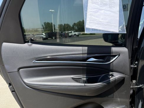 Used 2021 Buick Enclave Avenir w/ Avenir Technology Package image 21