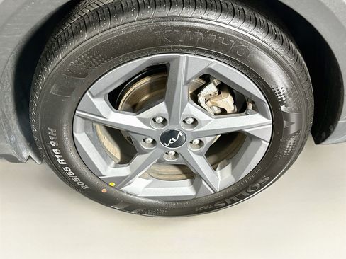 Used 2025 Kia K4 FWD image 11