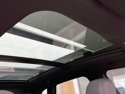 Certified 2025 Audi SQ5 Premium Plus w/ Premium Plus Package image 12