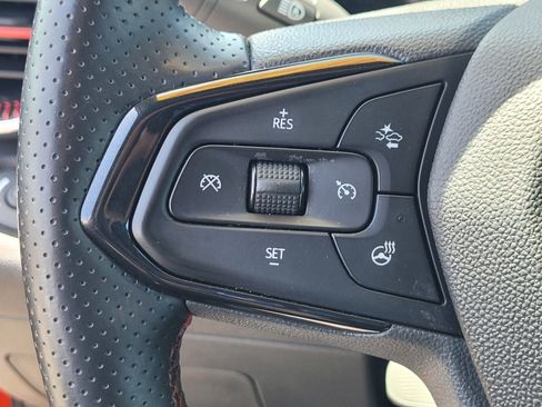 Used 2024 Chevrolet Trax RS FWD image 26