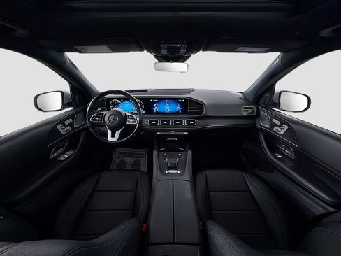 Used 2021 Mercedes-Benz GLS 450 4MATIC image 9
