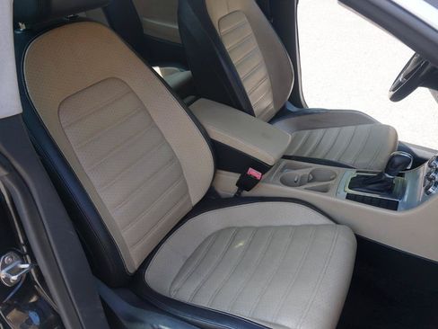 Used 2013 Volkswagen CC R-Line FWD image 19