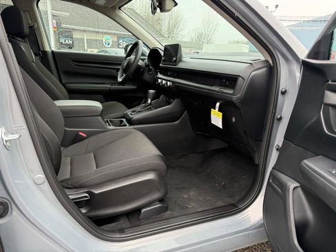 Used 2025 Honda CR-V EX image 10