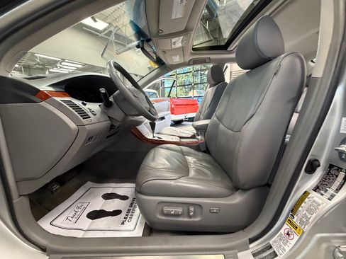 Used 2005 Toyota Avalon XLS FWD image 57
