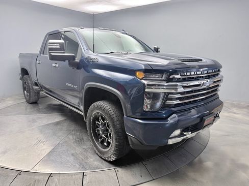 Used 2021 Chevrolet Silverado 2500 High Country w/ Z71 Off-Road Package AWD/4WD image 3