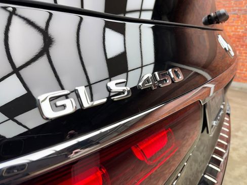 New 2026 Mercedes-Benz GLS 450 4MATIC image 3