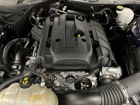 Used 2020 Ford Mustang Coupe RWD image 25