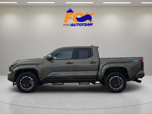 New 2026 Toyota Tacoma TRD Sport RWD image 2