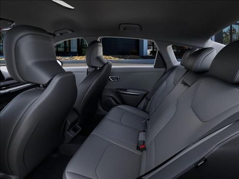 New 2026 Kia K4 EX image 18