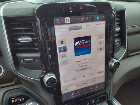 New 2025 RAM 1500 Laramie image 12