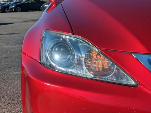 Used 2011 Lexus IS 250 image 9