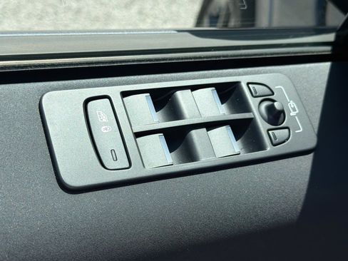 Certified 2025 Land Rover Discovery Sport S AWD/4WD image 22