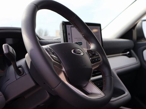 New 2026 Ford Explorer Active AWD/4WD image 26