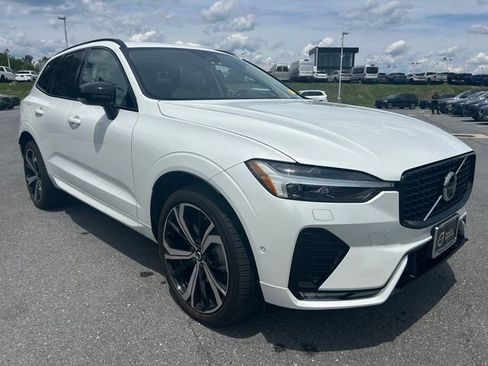 Certified 2024 Volvo XC60 B5 Ultimate w/ Protection Package Premier AWD/4WD image 1