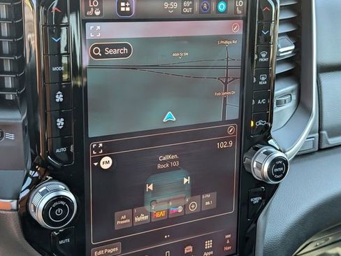 New 2026 RAM 1500 4x4 Crew Cab image 23