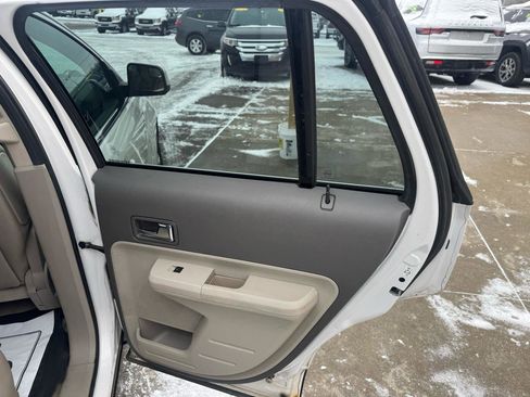 Used 2010 Ford Edge Limited FWD image 17