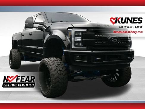 Used 2017 Ford F250 Platinum w/ Platinum Ultimate Package AWD/4WD image 1