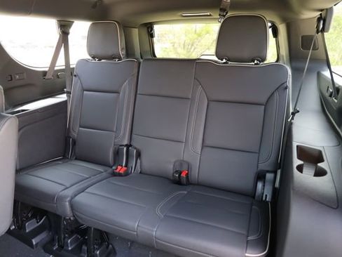 New 2026 GMC Yukon XL Elevation w/ Elevation Premium Package RWD image 15
