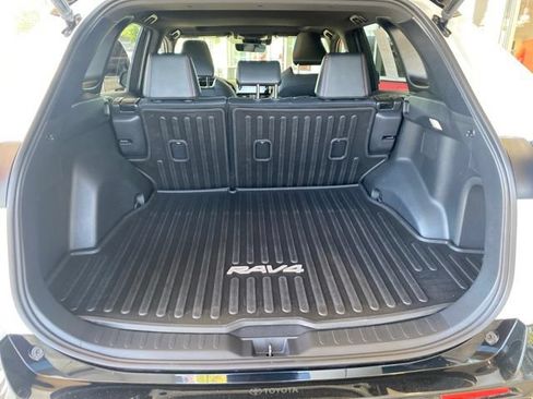 Certified 2022 Toyota RAV4 XSE w/ Weather Package AWD/4WD image 11