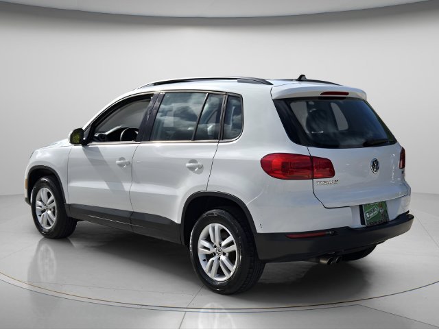 Used 2016 Volkswagen Tiguan S FWD image 4
