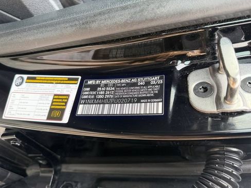 Used 2023 Mercedes-Benz GLC 300 4MATIC image 29
