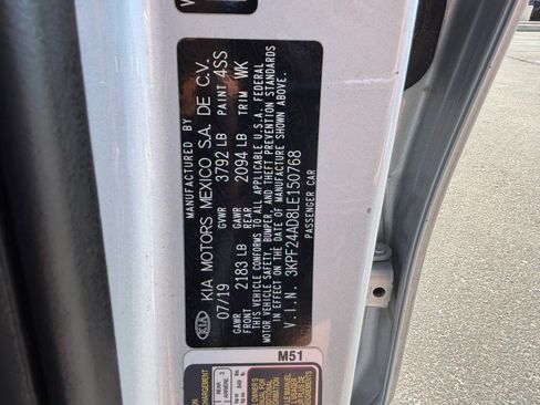 Used 2020 Kia Forte LXS FWD image 30