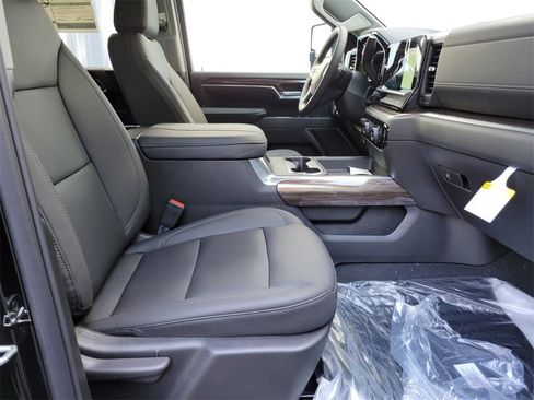 New 2025 Chevrolet Silverado 3500 LT w/ Safety Package image 11