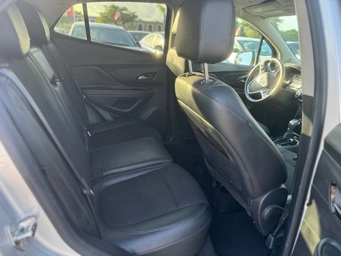 Used 2018 Buick Encore Preferred image 4