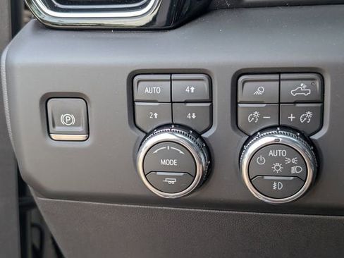 New 2026 GMC Sierra 1500 Denali AWD/4WD image 17