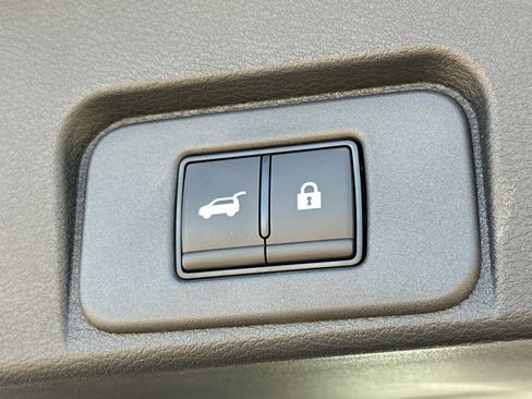 New 2026 Nissan Rogue Platinum w/ Platinum Premium Package image 19