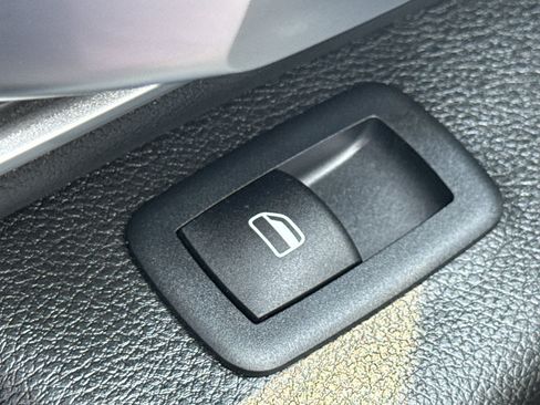 Used 2022 RAM 1500 Big Horn AWD/4WD image 31